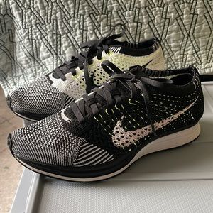 Nike Flyknit Racer